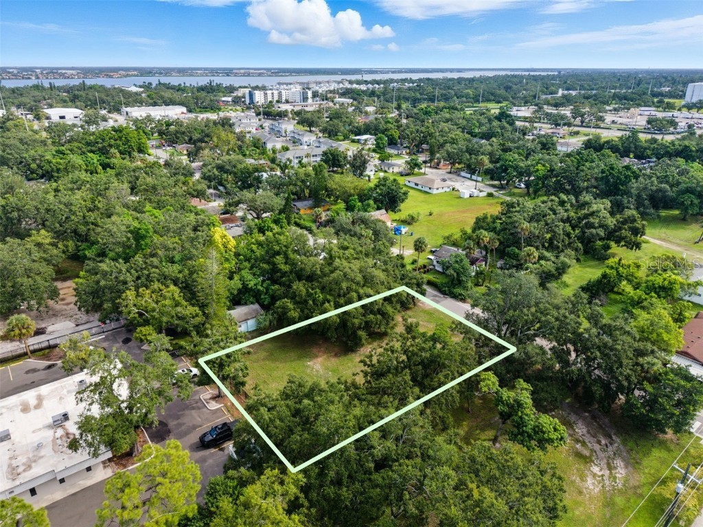 1216 6th Street E Bradenton FL 34208 A4665437 image26