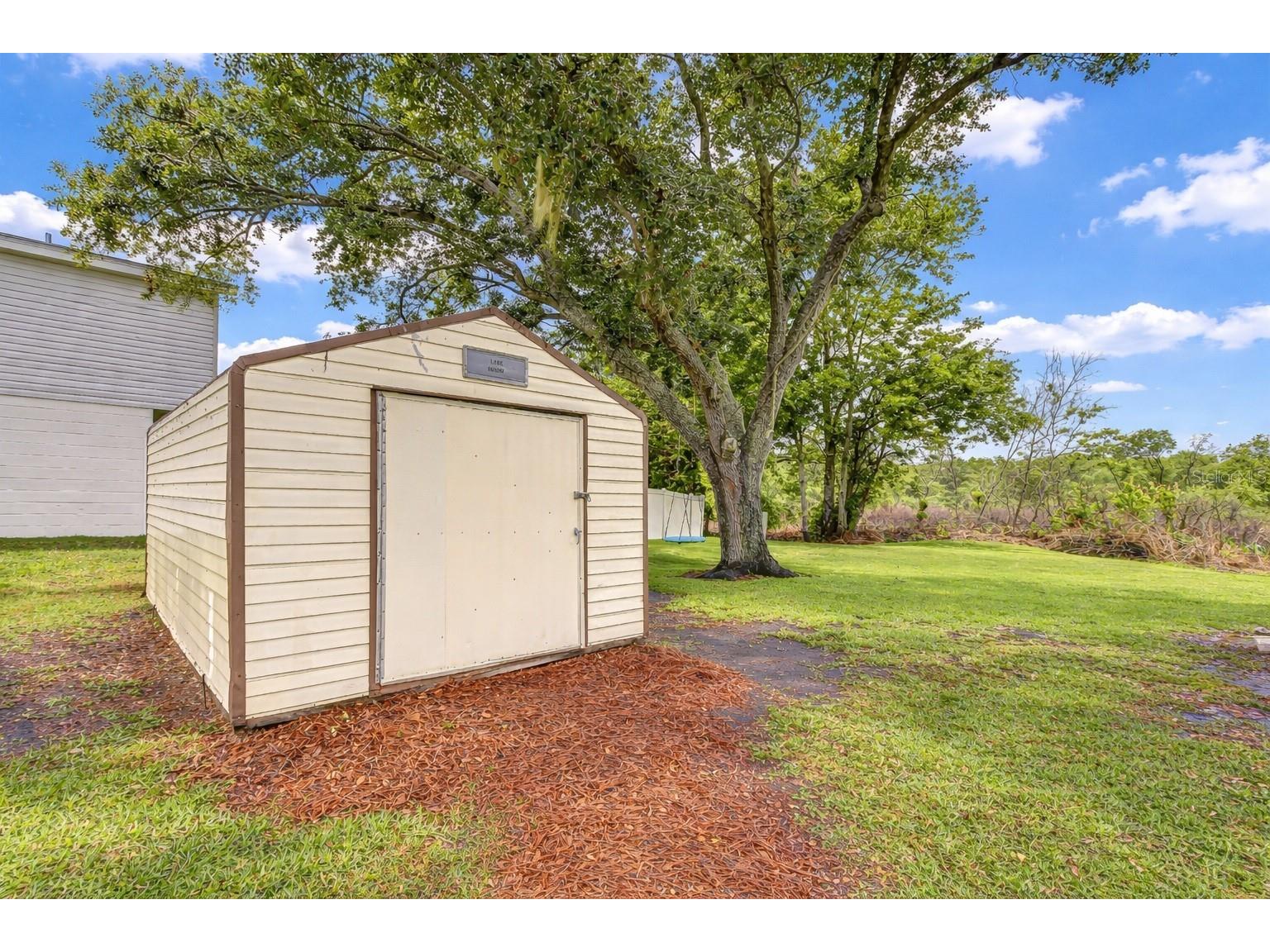 1216 Brandon Lakes Avenue Valrico FL 33594 TB8495506 image31
