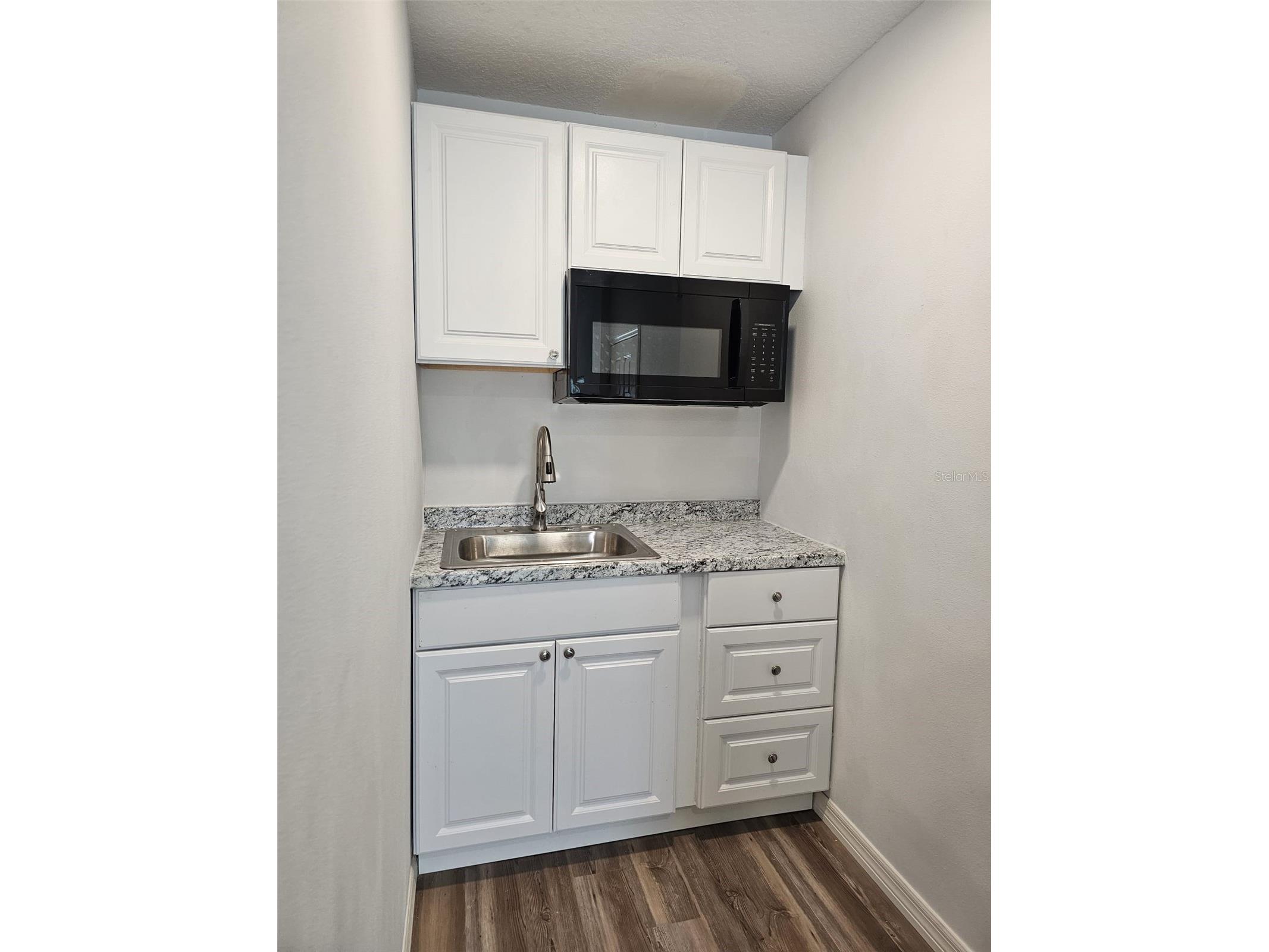 1216 Dickens Avenue Orlando FL 32809 O6422978 image7