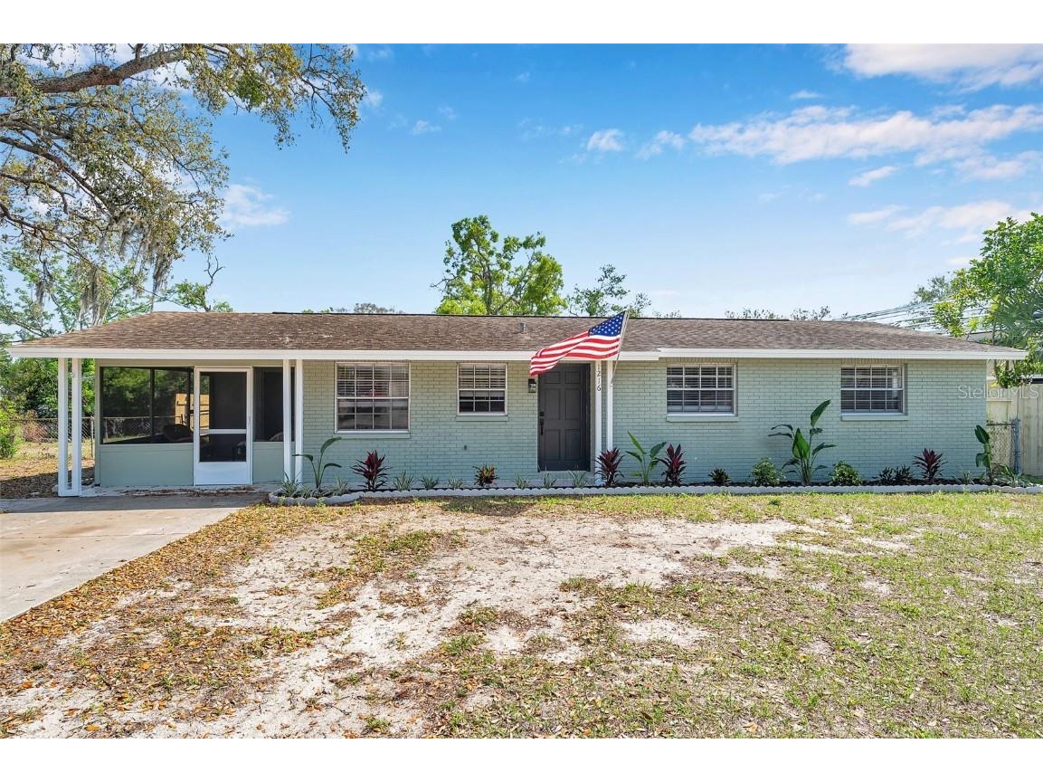 1216 E Lemon Street Tarpon Springs FL 34689 TB8368684 image1