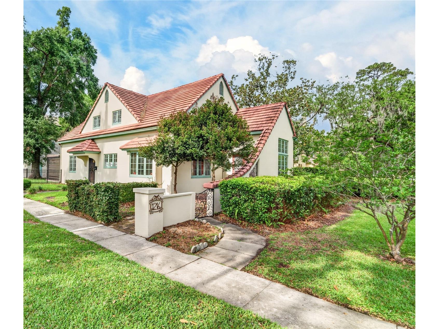 1216 Golden Lane Orlando FL 32804 O6406069 image1