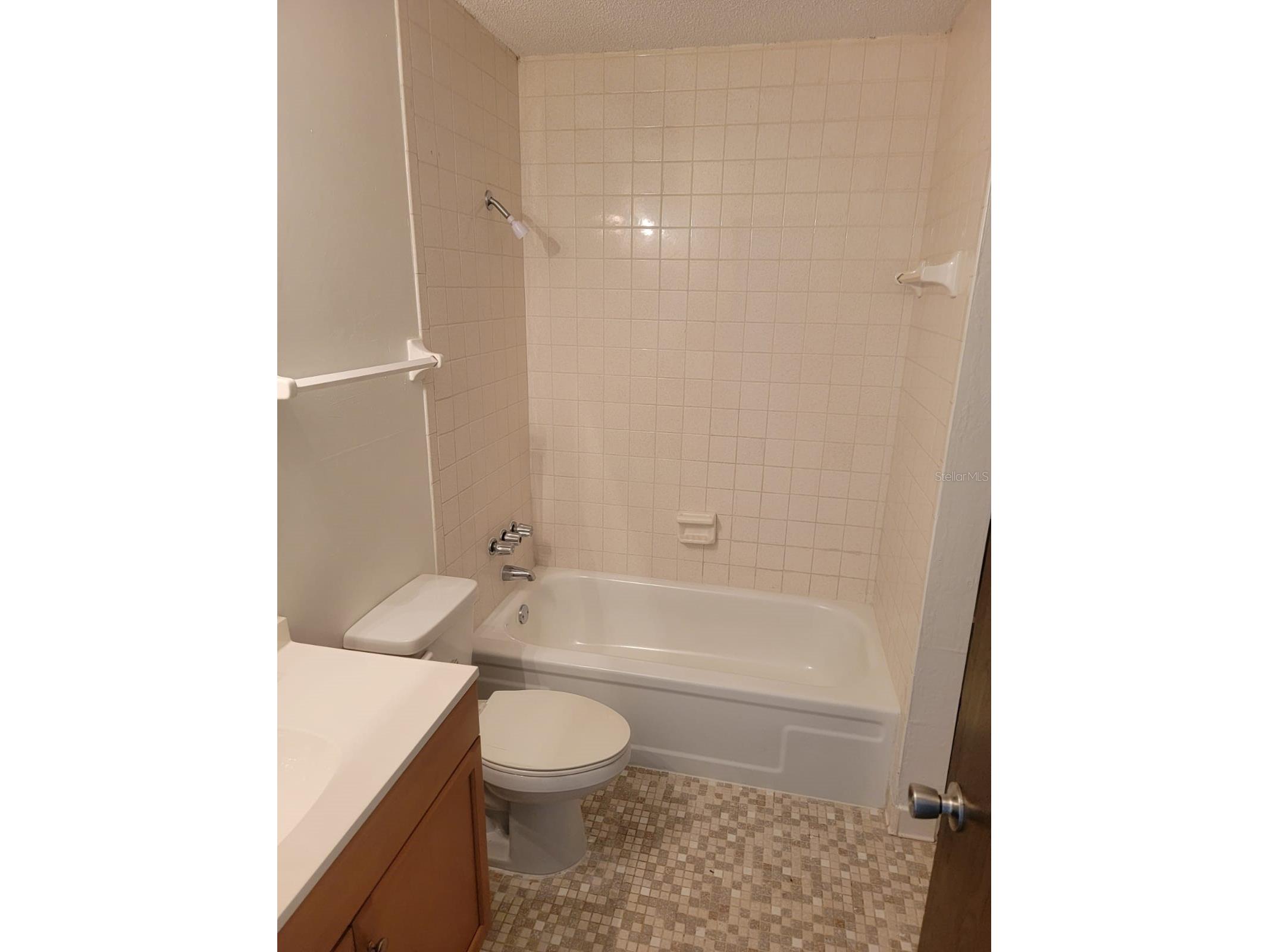 1216 Kennedy Road #4 Daytona Beach FL 32117 V4948816 image6