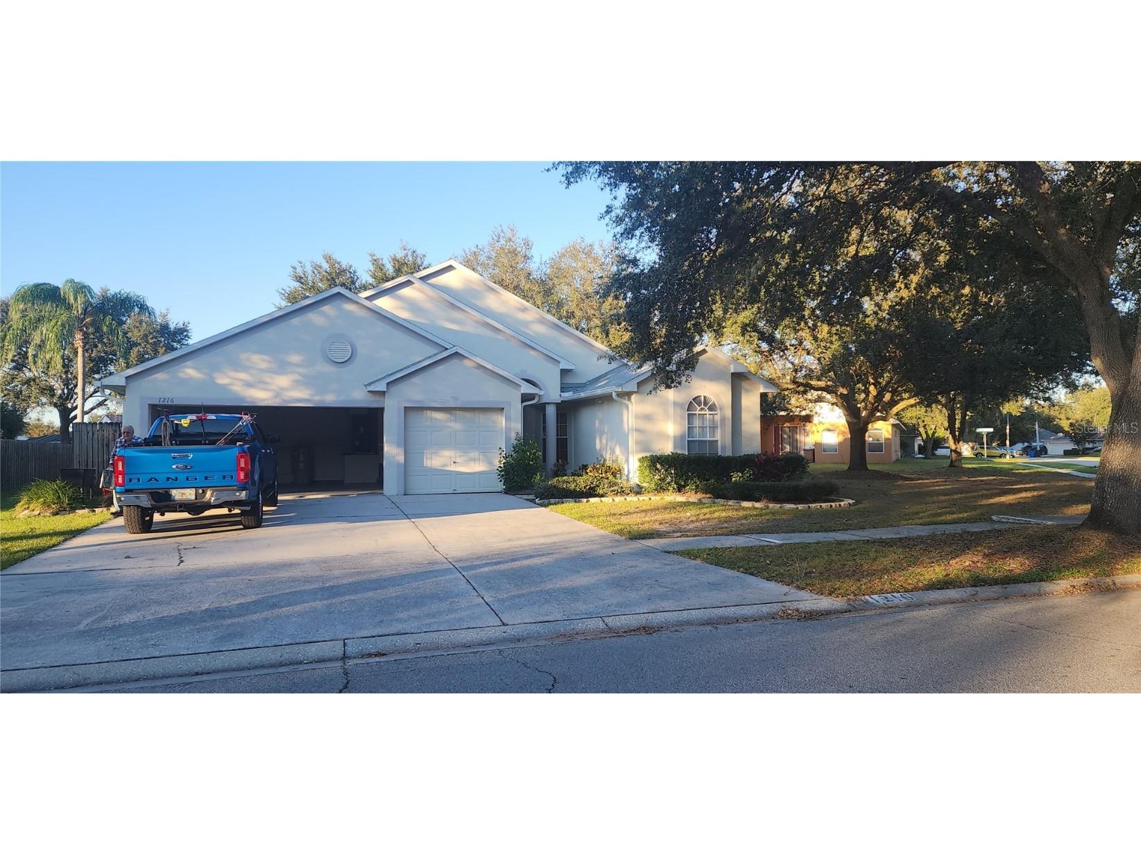 1216 Lake Shore Ranch Drive Seffner FL 33584 T3415040 image1