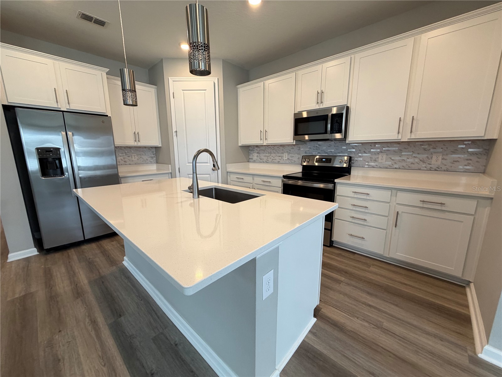 1216 Mattie Pointe Boulevard Auburndale FL 33823 O6390816 image3