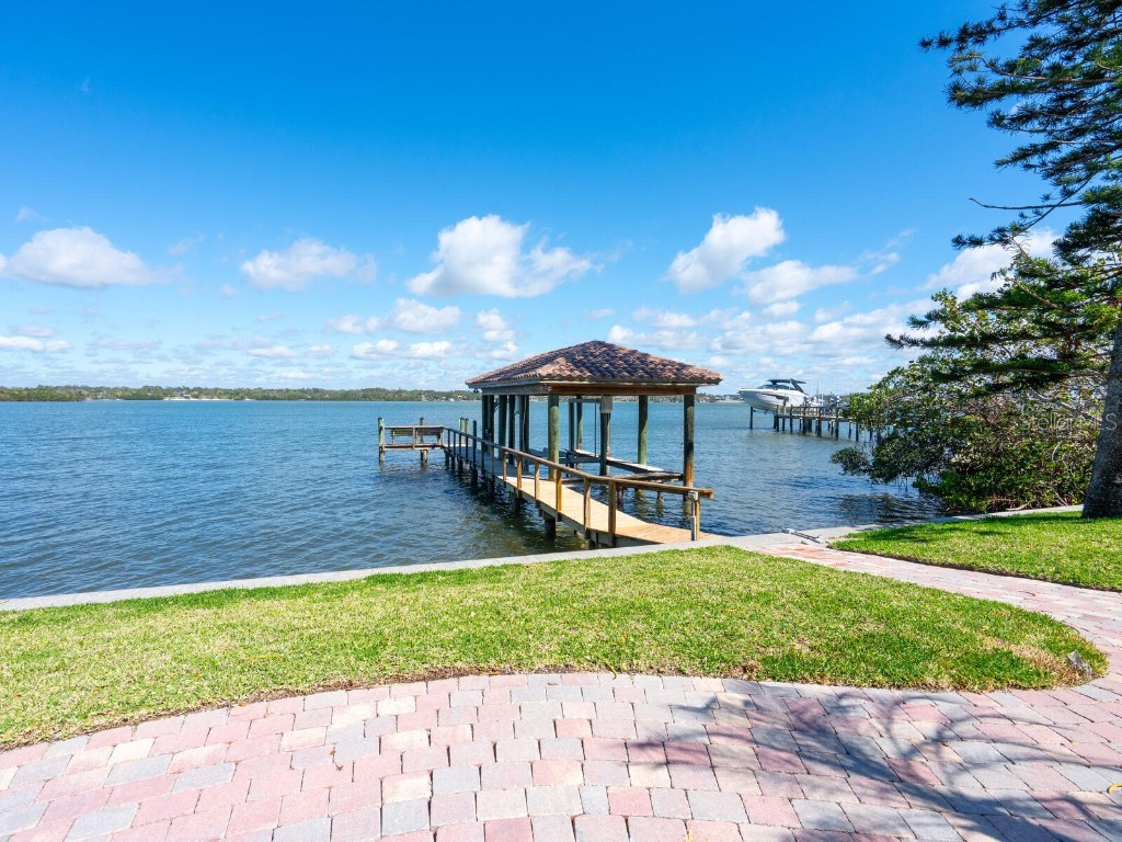 1216 N Casey Key Road Osprey FL 34229 - THE GULF AND SARASOTA BAY A4643654 image37