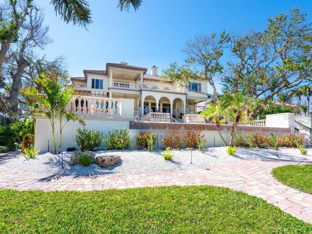 1216 N Casey Key Road Osprey FL 34229 - THE GULF AND SARASOTA BAY A4643654 image38