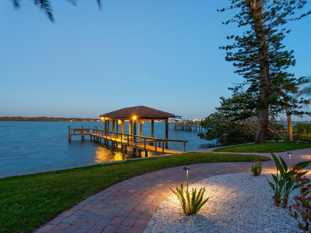 1216 N Casey Key Road Osprey FL 34229 - THE GULF AND SARASOTA BAY A4643654 image48