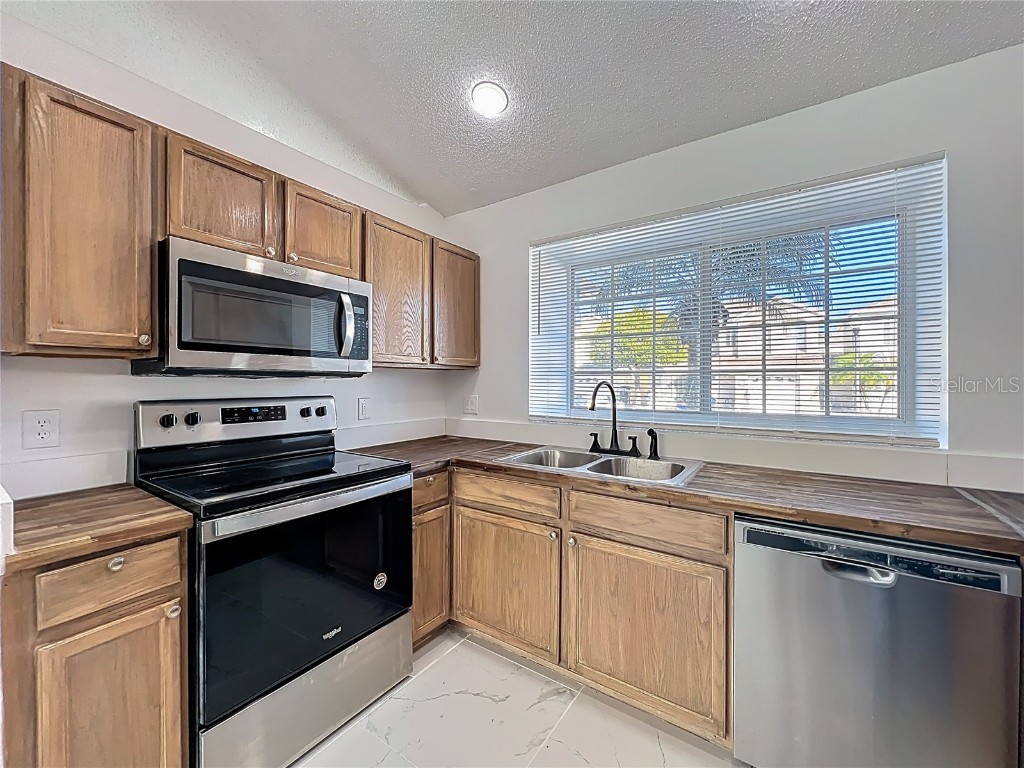 1216 Sandbrook Drive Orlando FL 32824 A4676331 image15