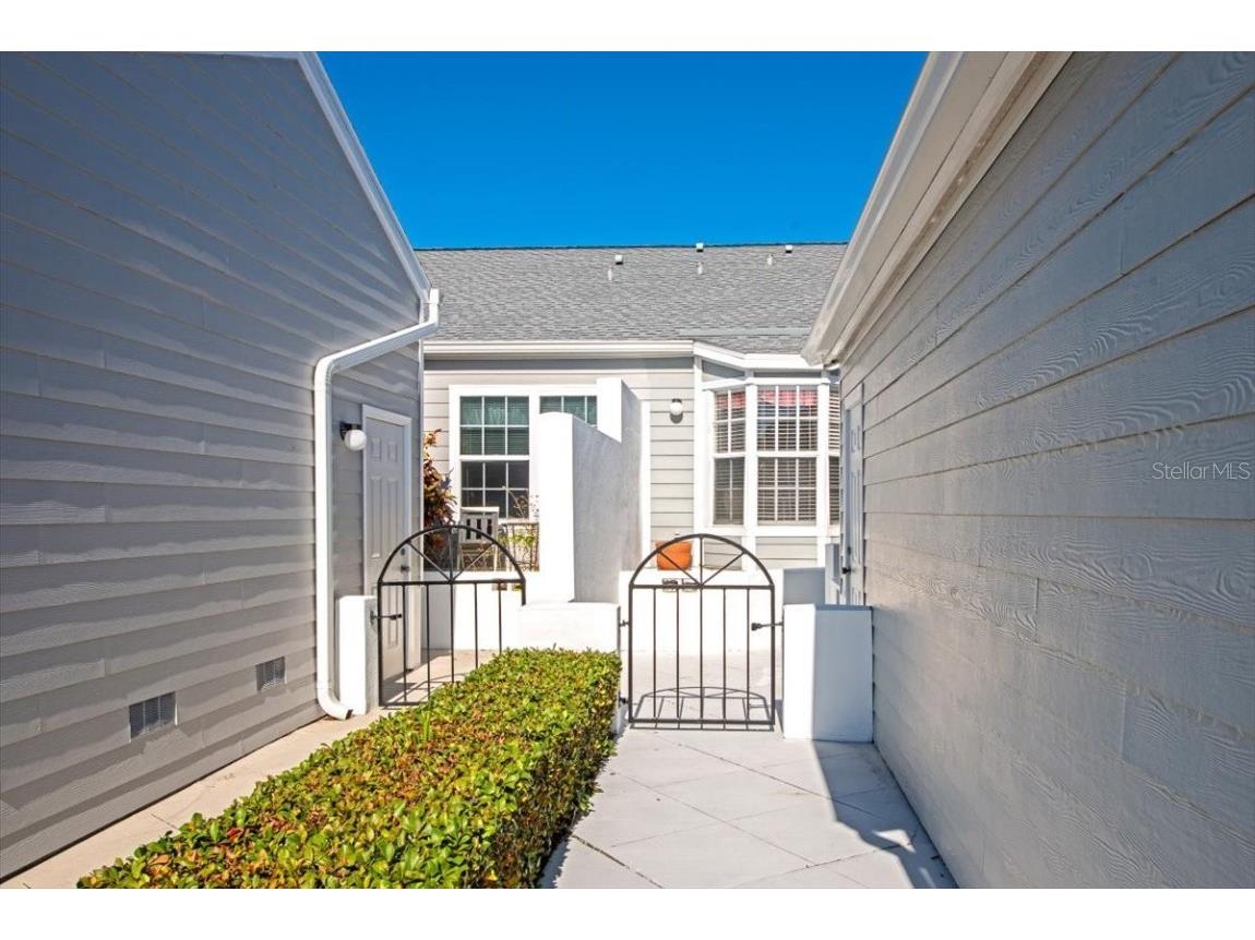 1216 Spoonbill Landings Circle Bradenton FL 34209 A4671566 image3