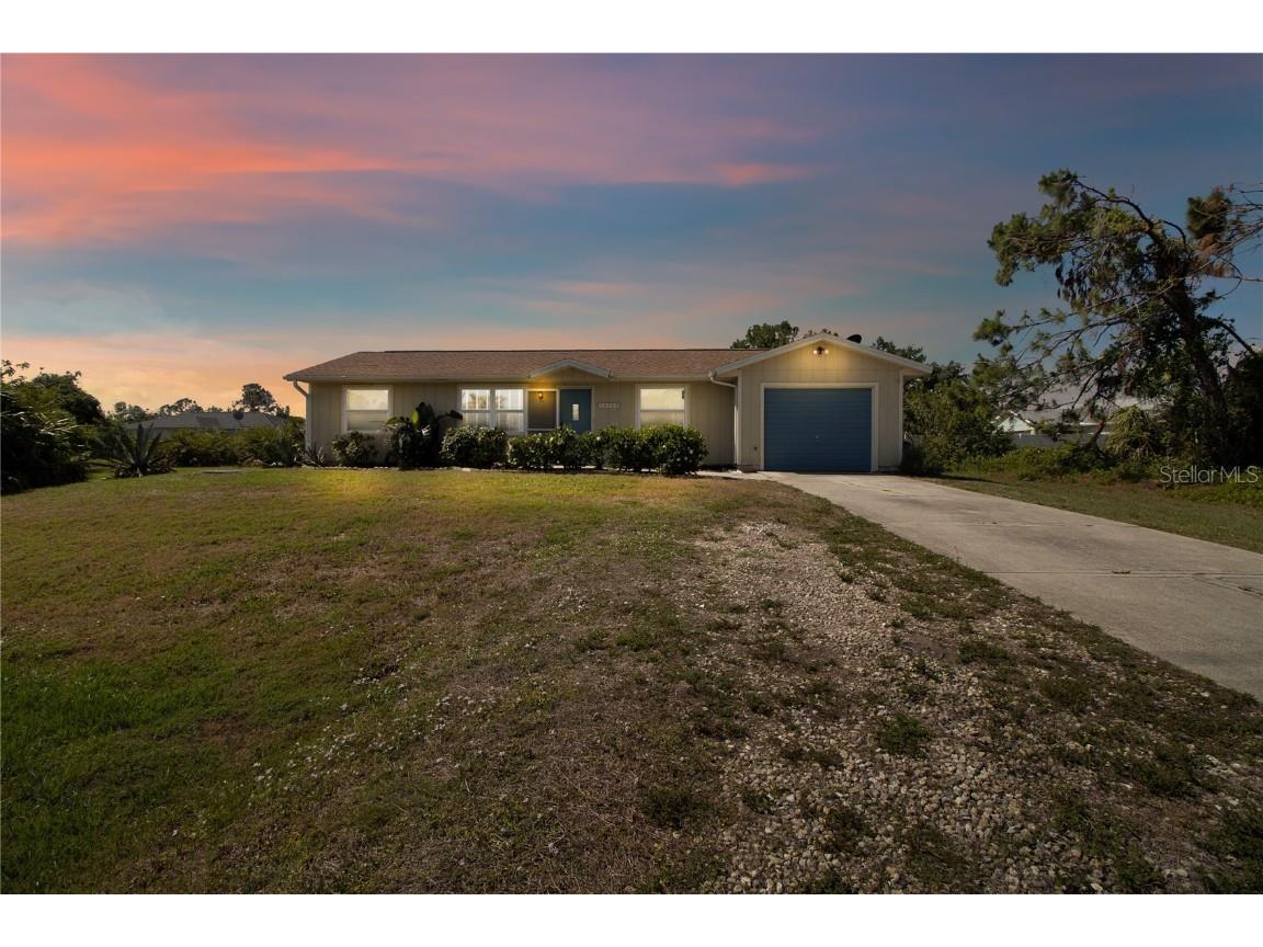 12165 Gulfstream Boulevard Port Charlotte FL 33981 A4568462 image1