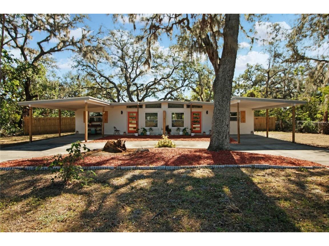 1217-1219 Lakeside Drive Brandon FL 33510 TB8347469 image1