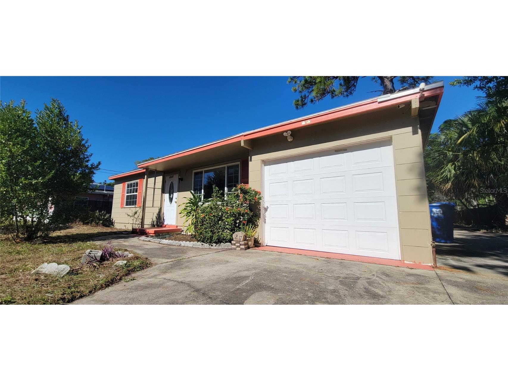 1217 Asturia Way S Saint Petersburg FL 33705 TB8444311 image1