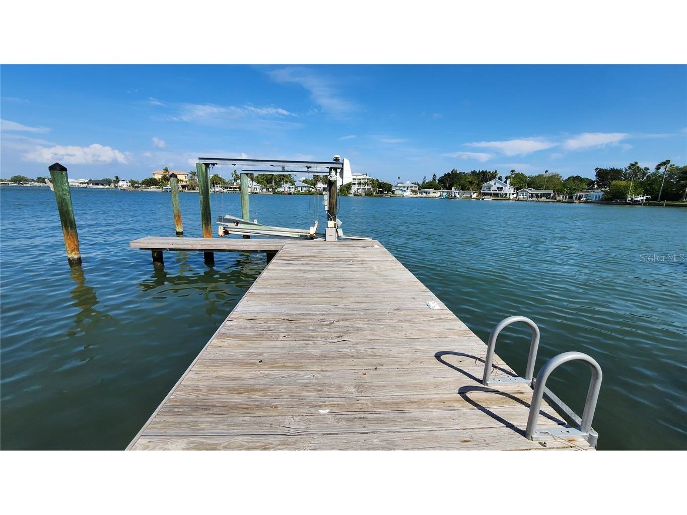 1217 Bay Shore Boulevard Indian Rocks Beach FL 33785 U8222759 image1