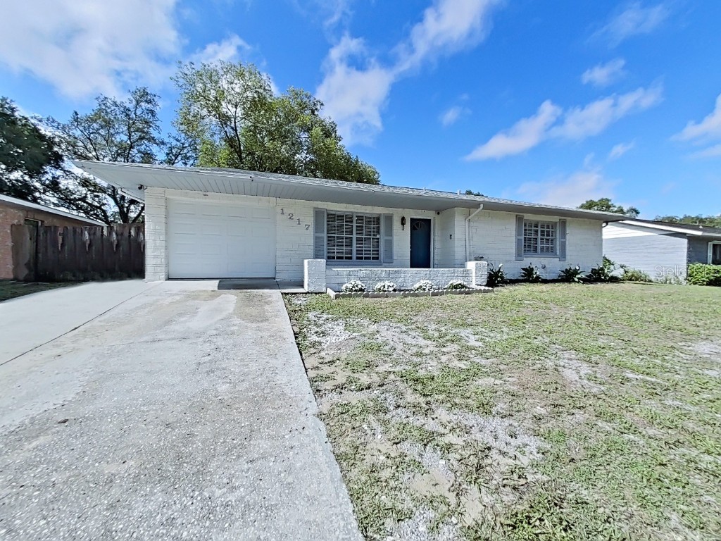 1217 Citrus Hill Court Seffner FL 33584 T3448340 image1