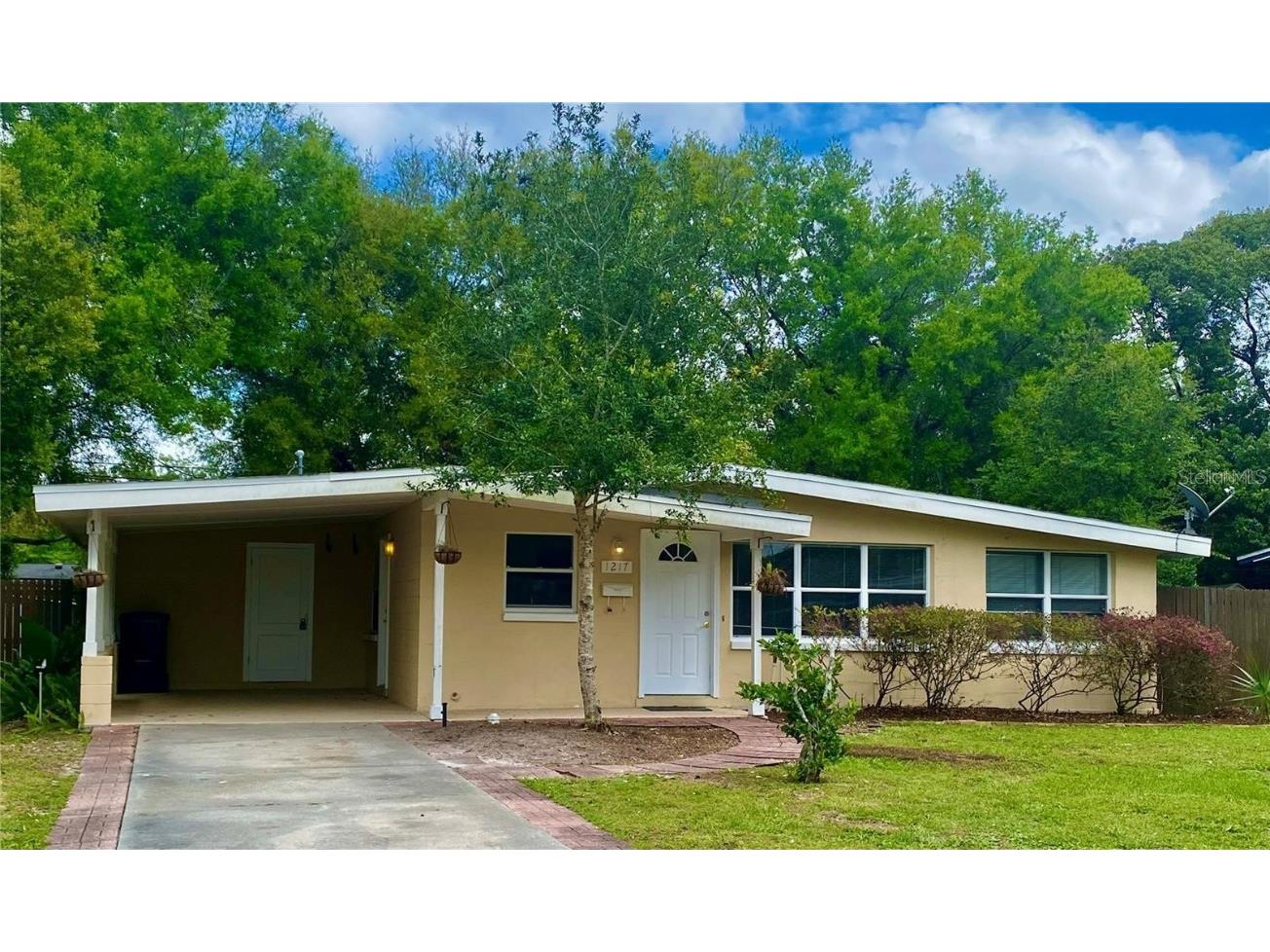 1217 Dove Drive Orlando FL 32803 O6095533 image1