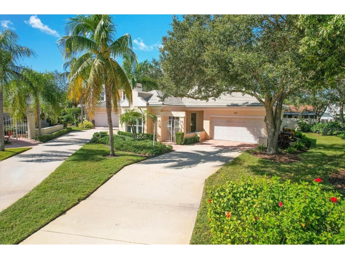 1217 Holly Fern Lane Sarasota FL 34239 A4586320 image1