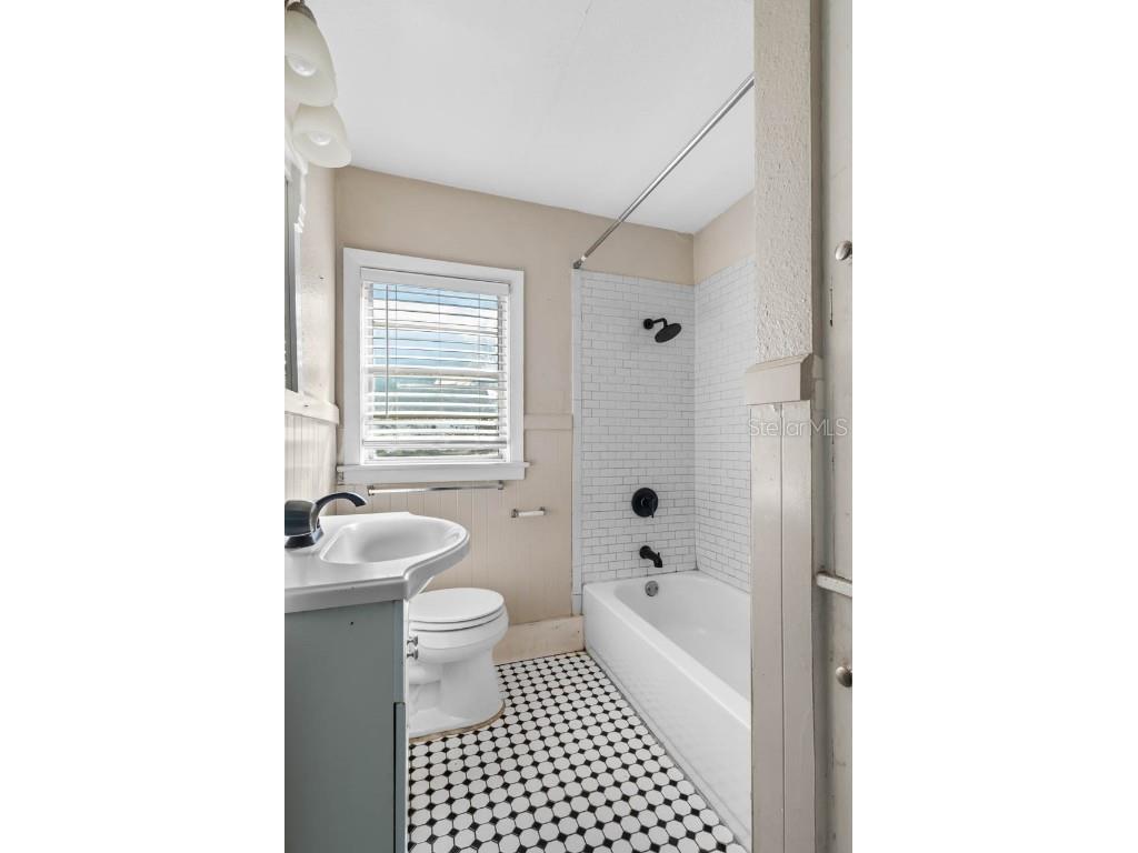 1217 Lambright Street Tampa FL 33604 TB8444451 image7