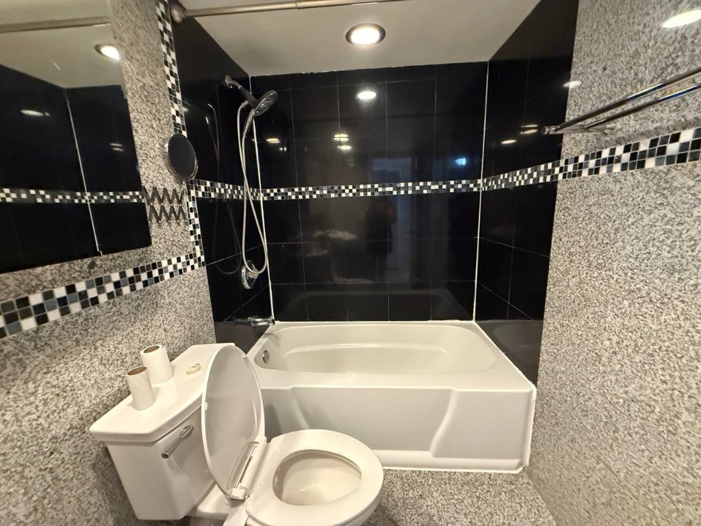 1217 N Mcmullen Booth Road Clearwater FL 33759 TB8337407 image32