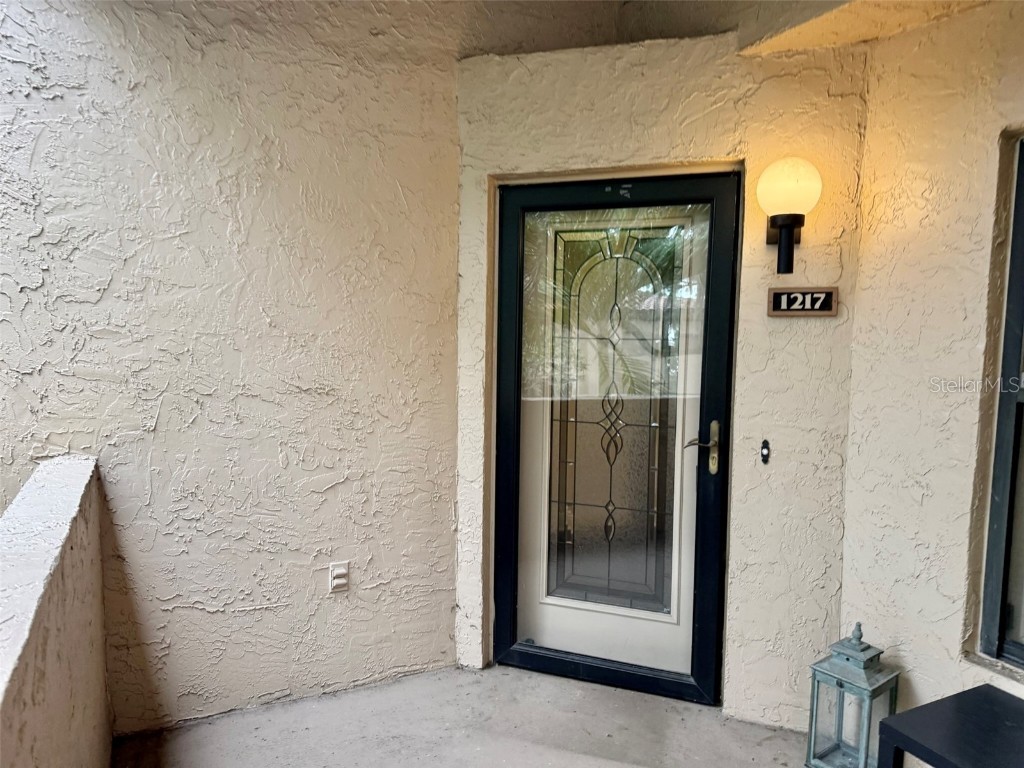 1217 Salerno Court #1217 Orlando FL 32806 S5133182 image3