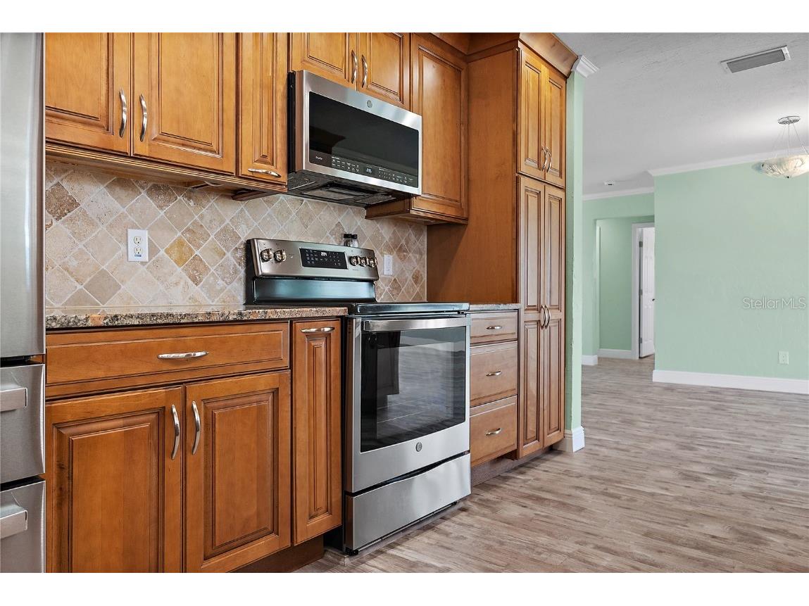 12170 4th Street E Treasure Island FL 33706 - BOCA CIEGA BAY TB8418136 image19