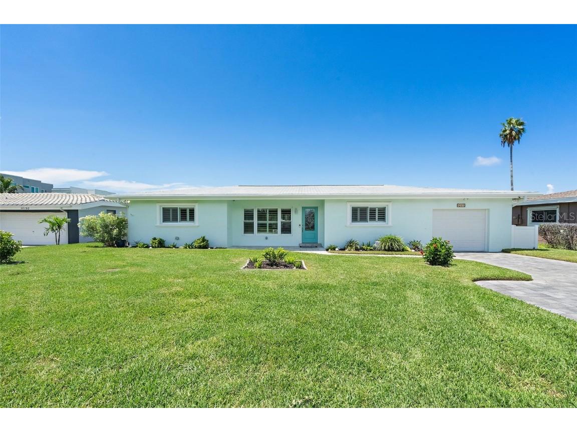 12170 4th Street E Treasure Island FL 33706 - BOCA CIEGA BAY TB8418136 image2