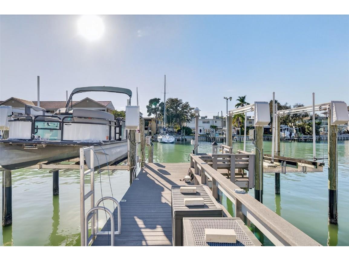 12170 4th Street E Treasure Island FL 33706 - BOCA CIEGA BAY TB8418136 image45