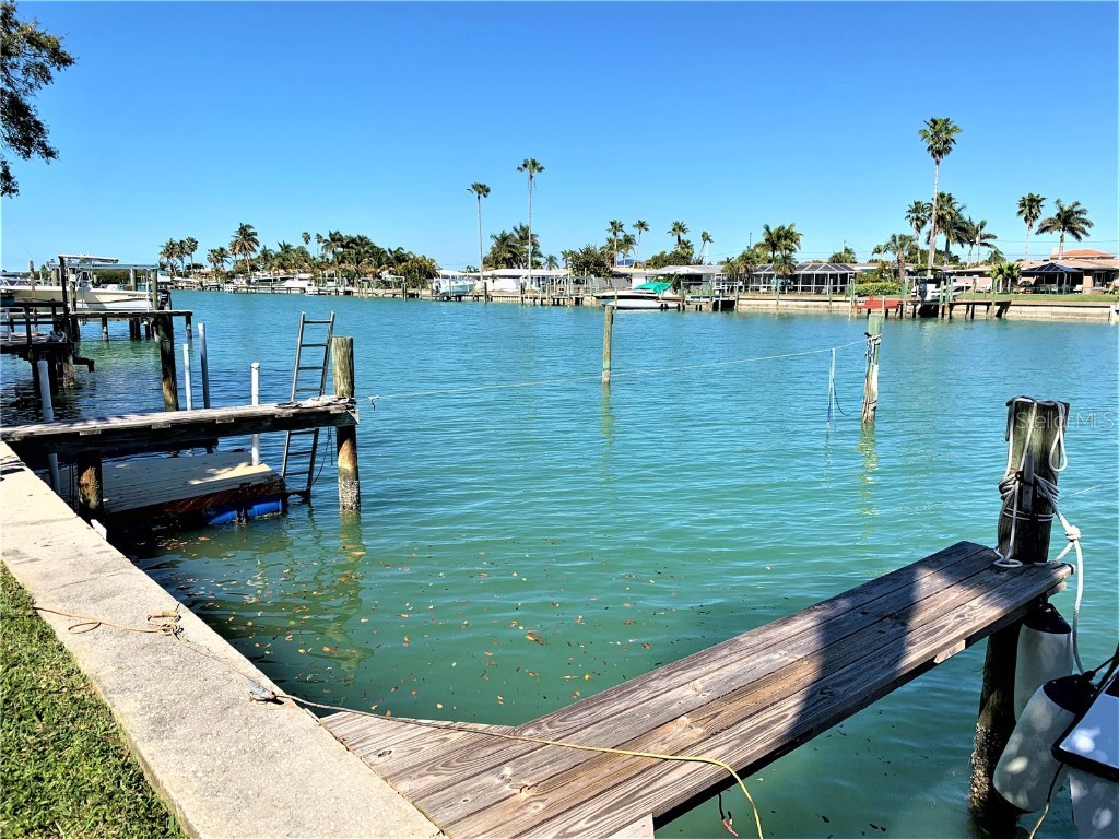 12175 3rd Street E #4 Treasure Island FL 33706 TB8440118 image17