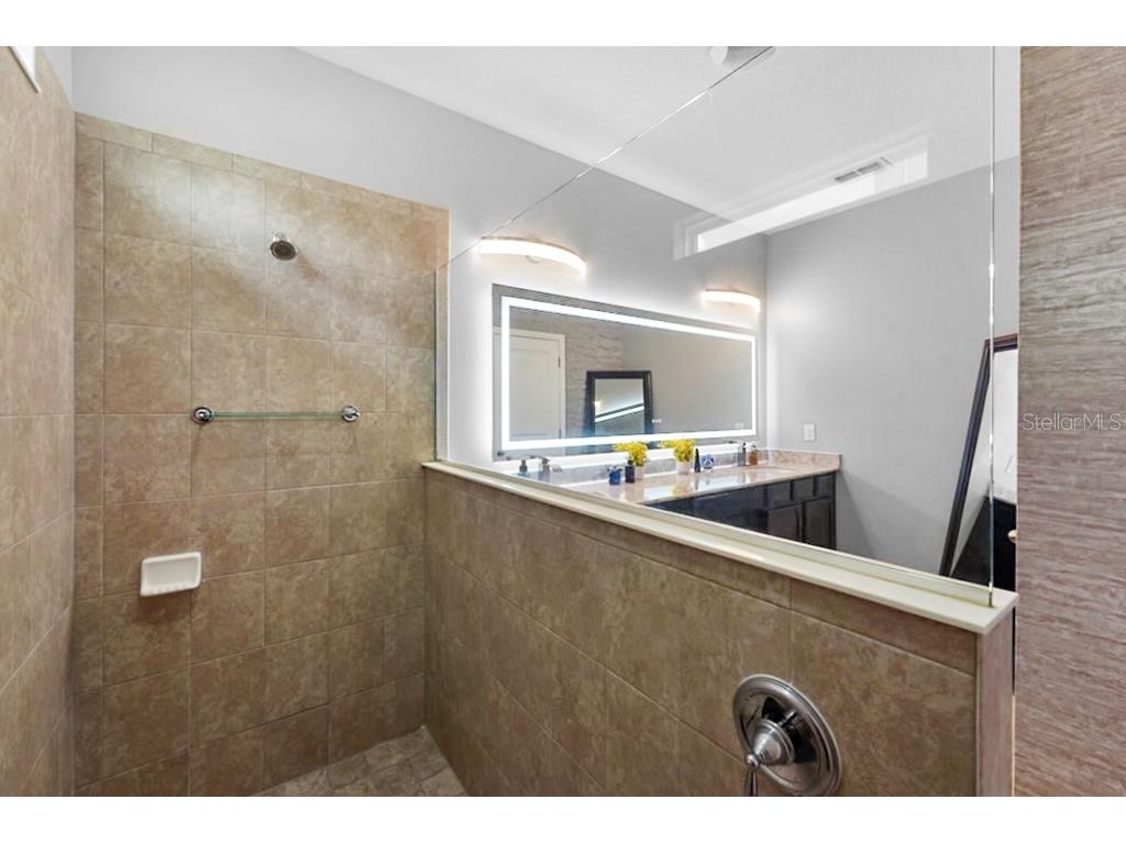 12177 Northover Loop Orlando FL 32824 O6342949 image18