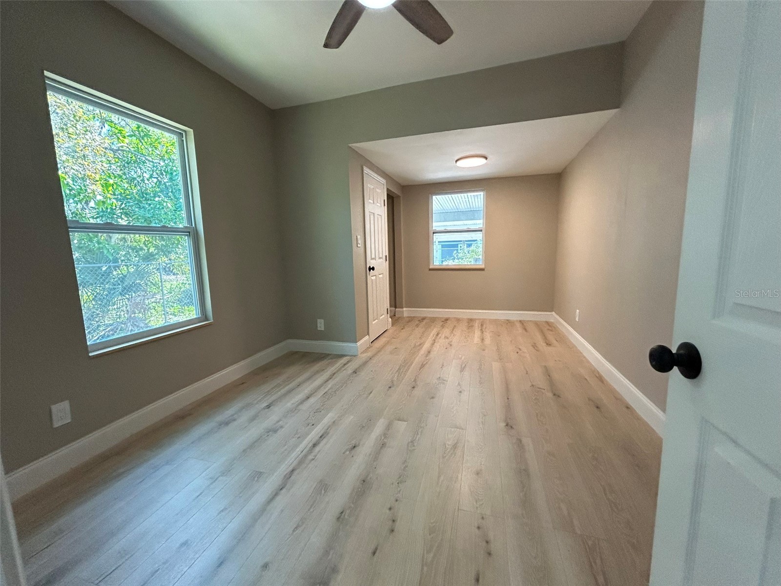 1218 13th Avenue S Saint Petersburg FL 33705 TB8469373 image10
