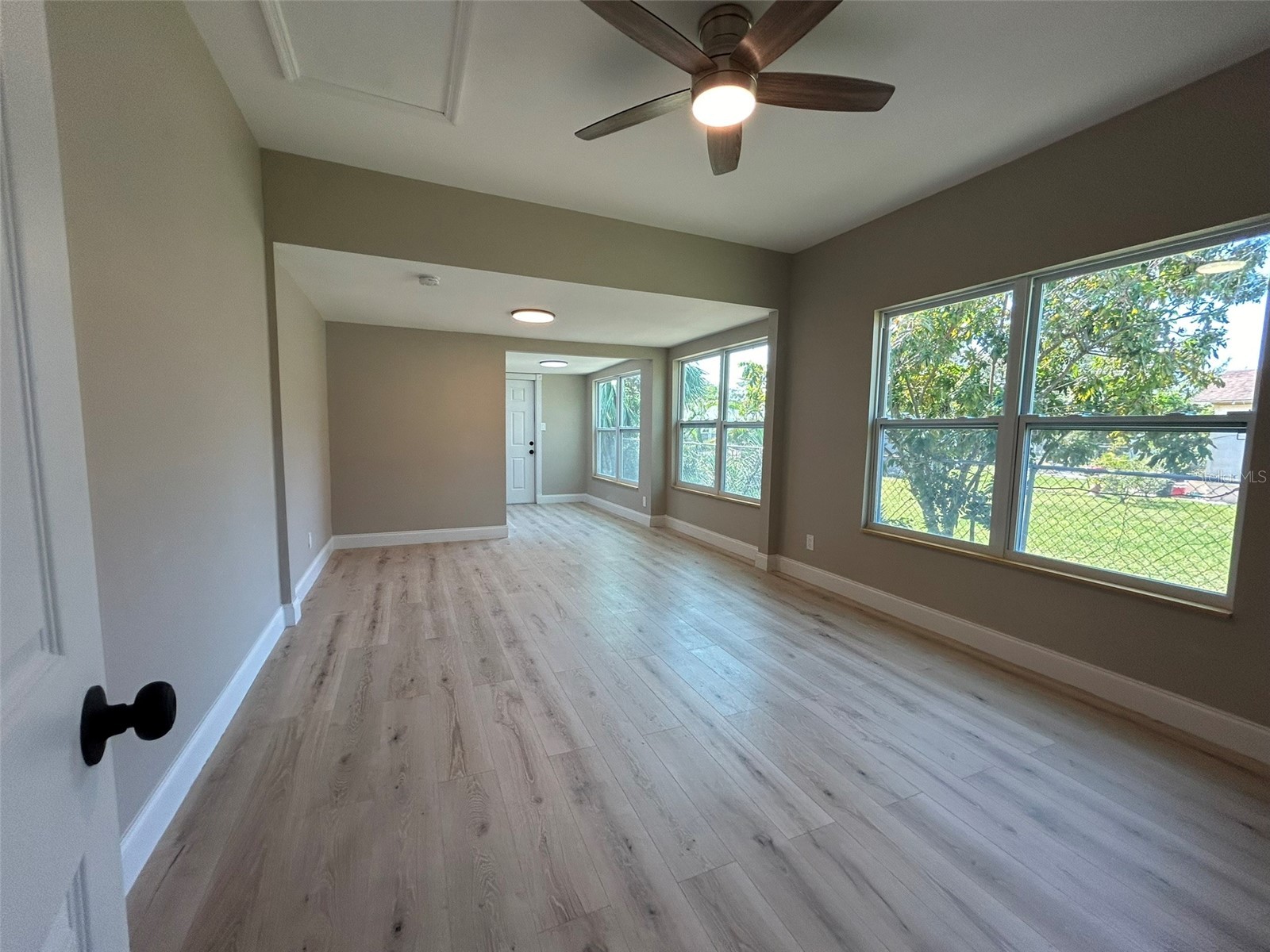 1218 13th Avenue S Saint Petersburg FL 33705 TB8469373 image13