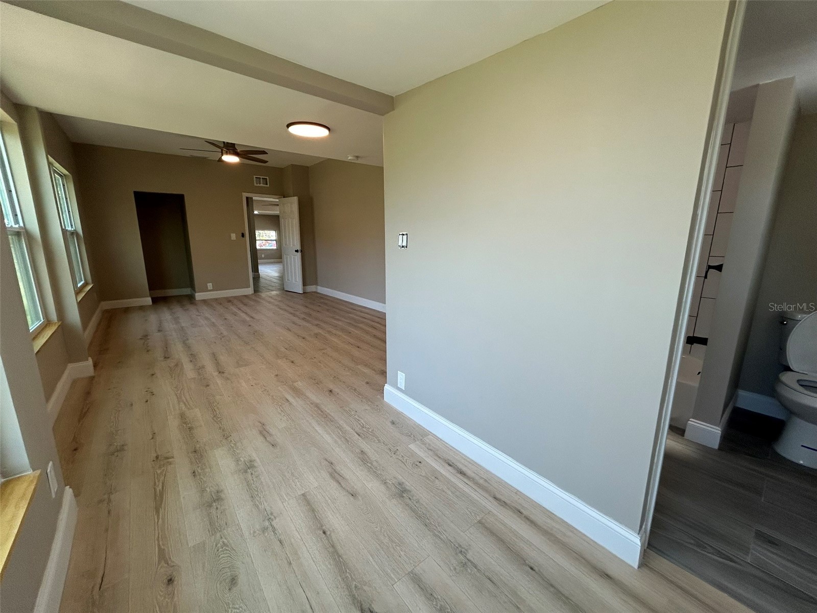 1218 13th Avenue S Saint Petersburg FL 33705 TB8469373 image14