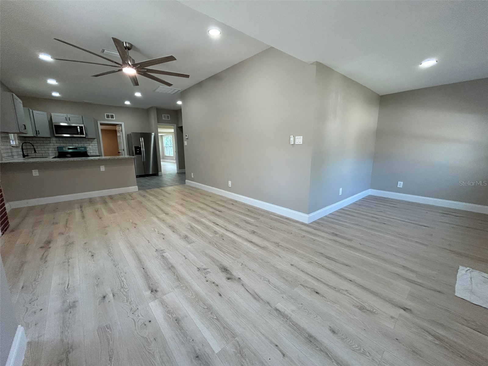 1218 13th Avenue S Saint Petersburg FL 33705 TB8469373 image9