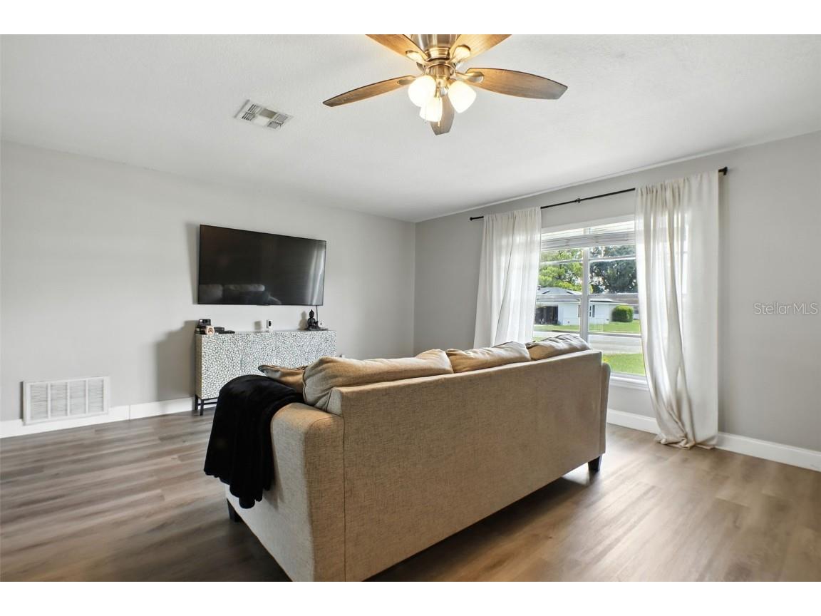 1218 Bailey Avenue Deltona FL 32725 O6334394 image3