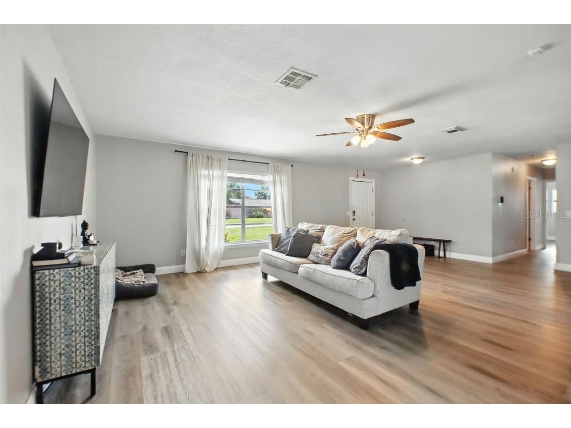 1218 Bailey Avenue Deltona FL 32725 O6334394 image4