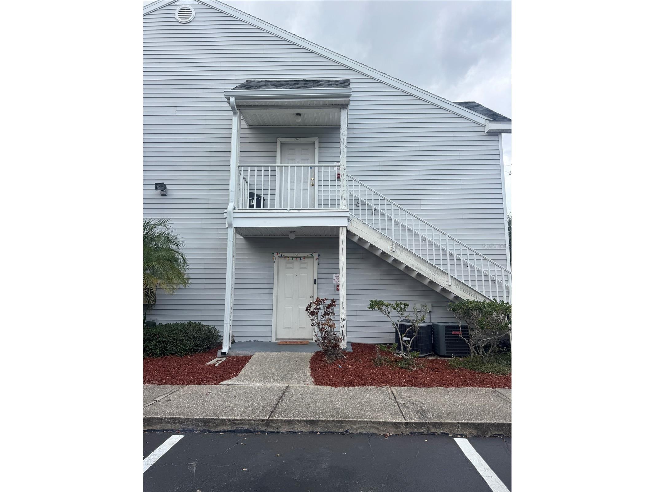 1218 Bermuda Lakes Lane #201 Kissimmee FL 34741 O6373128 image2