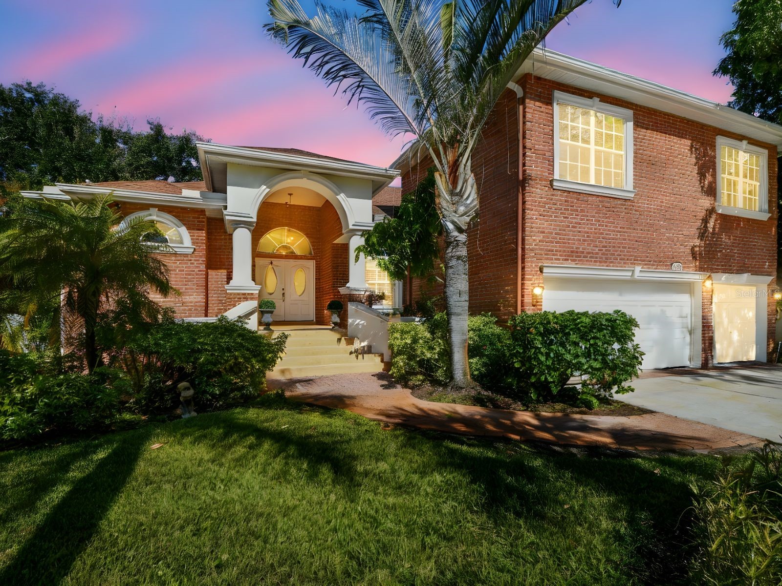 1218 Castle Terrace Tarpon Springs FL 34689 W7880511 image2