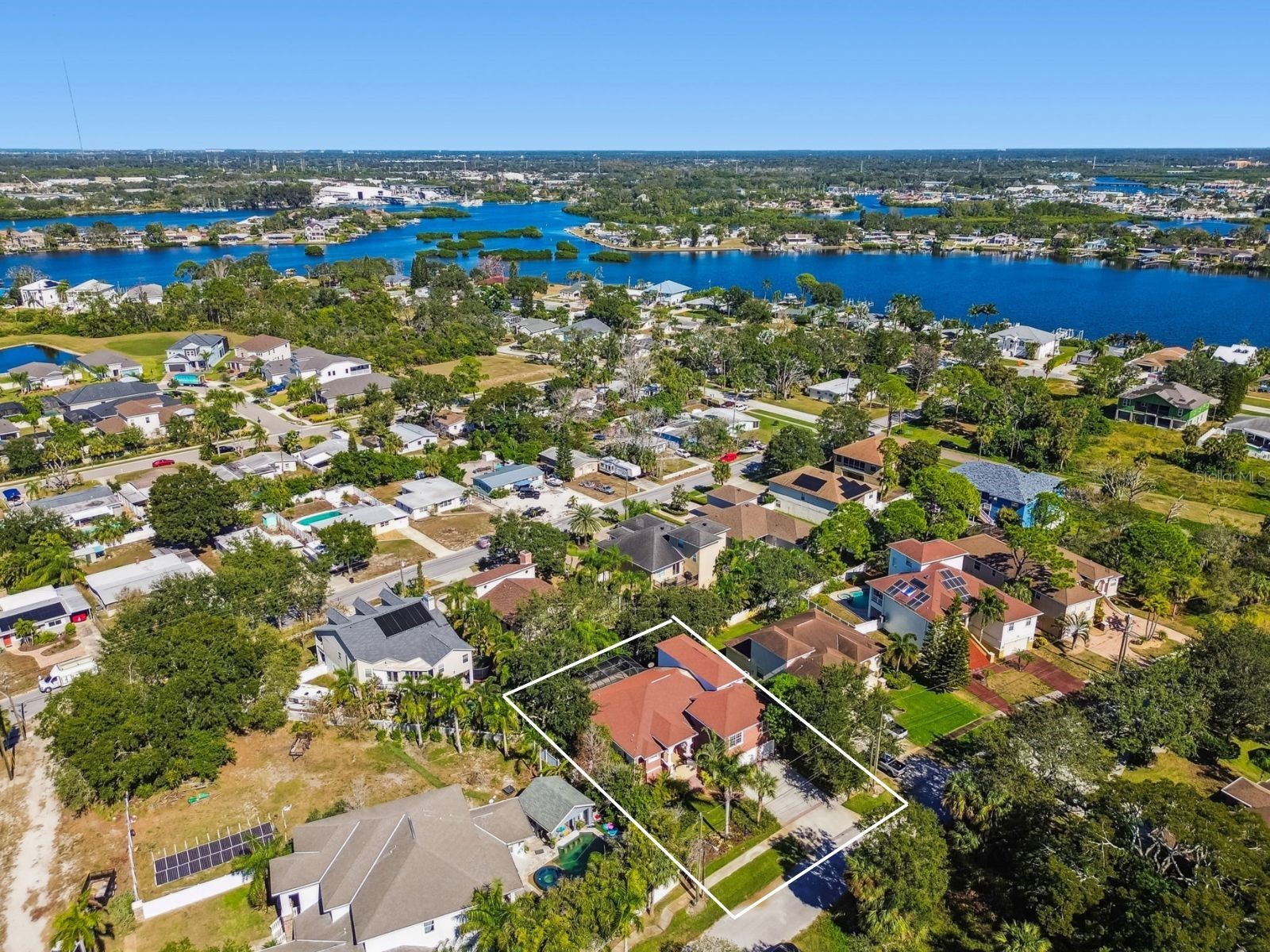 1218 Castle Terrace Tarpon Springs FL 34689 W7880511 image40