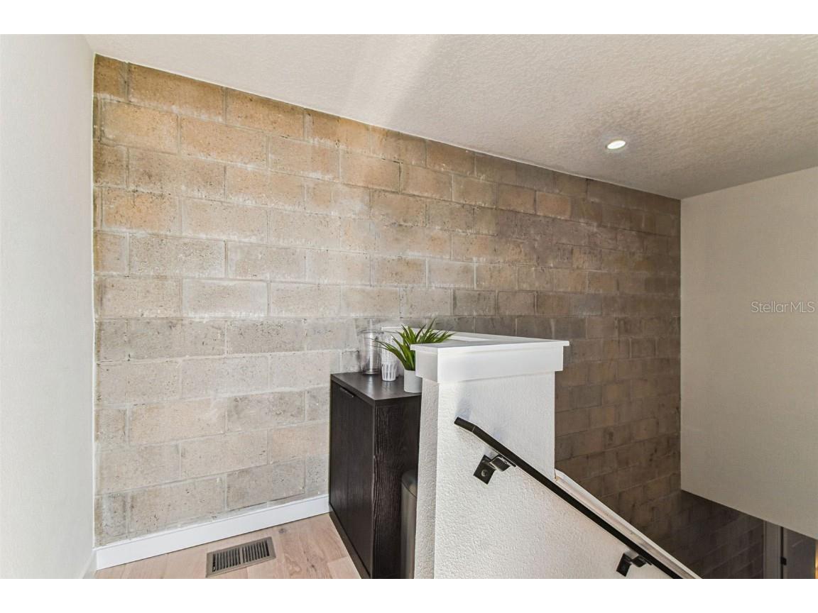 1218 E Kay Street #12 Tampa FL 33602 TB8416252 image60