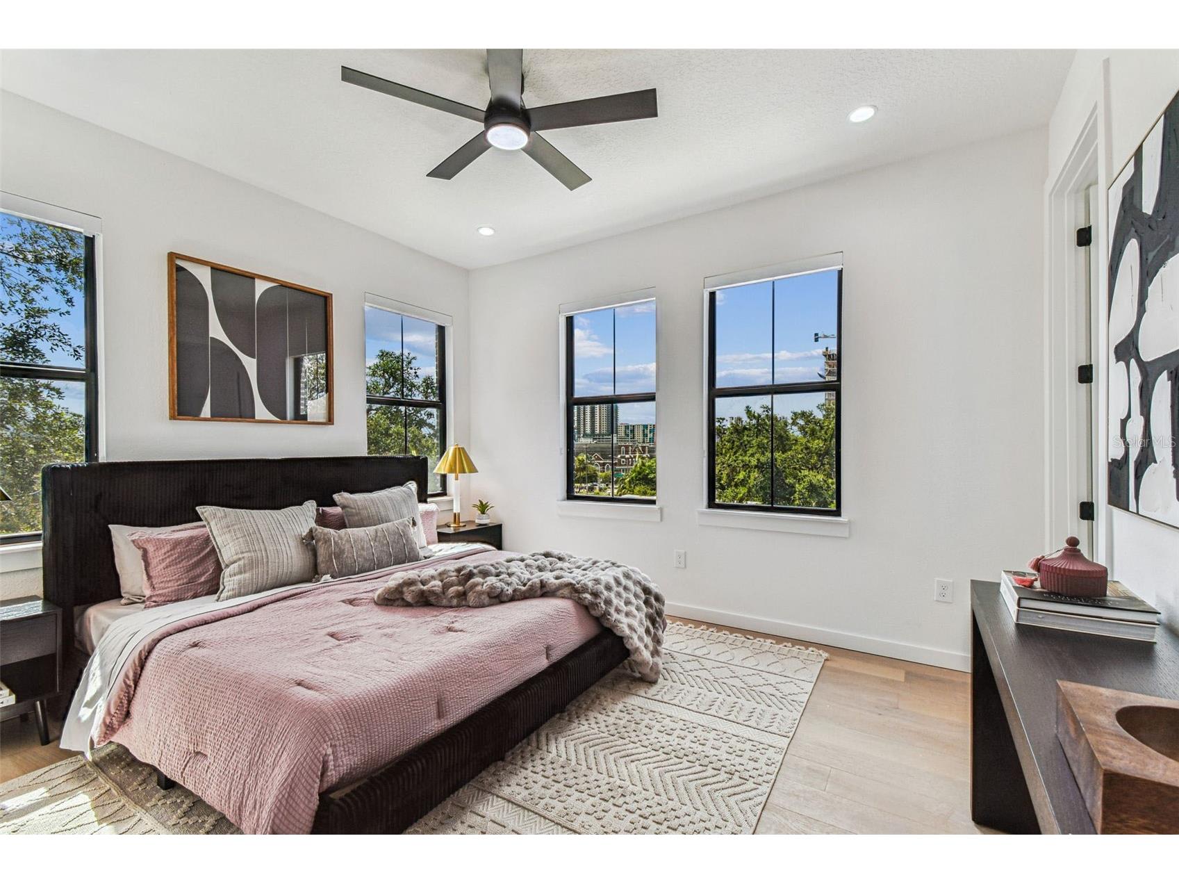 1218 E Kay Street #16 Tampa FL 33602 TB8489887 image47