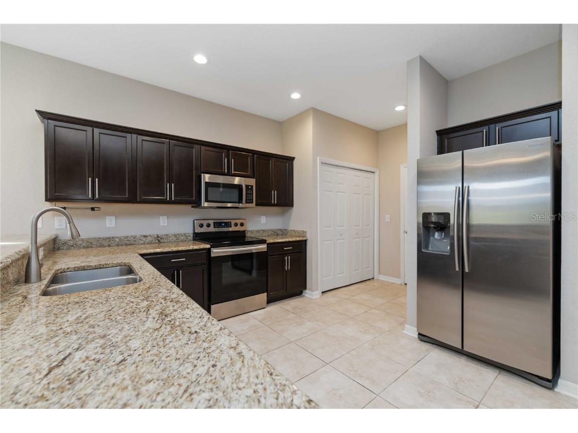 1218 Grantham Drive Sarasota FL 34234 A4672728 image18