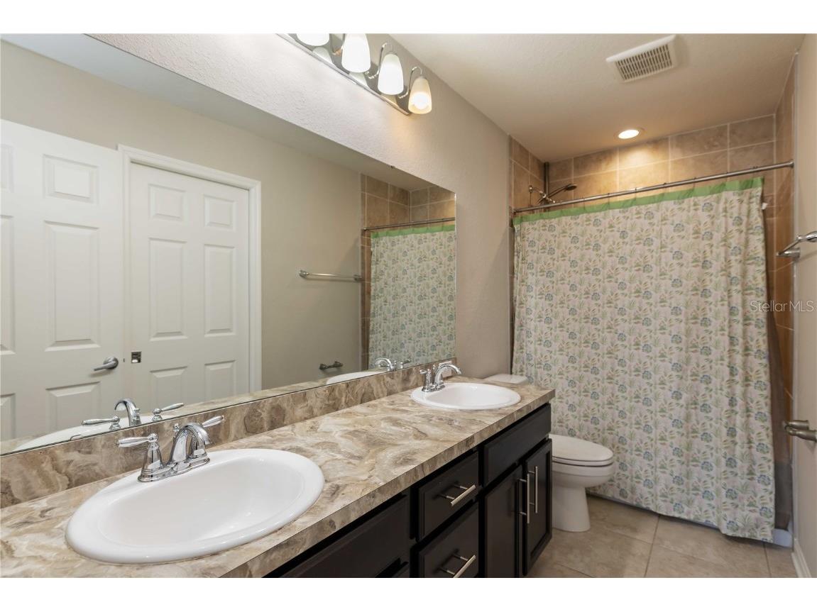 1218 Grantham Drive Sarasota FL 34234 A4672728 image26