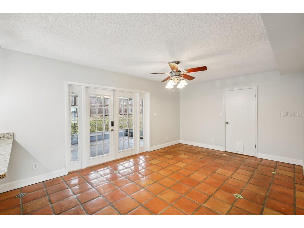 1218 Lake Ariana Boulevard Auburndale FL 33823 - LAKE ARIANA TB8456113 image6