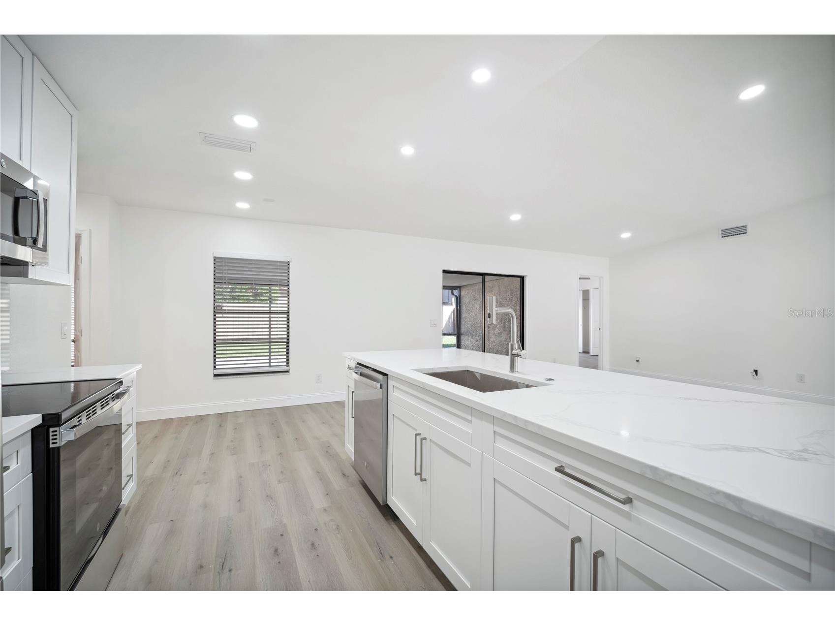 1218 Lornewood Drive Valrico FL 33596 TB8513538 image15