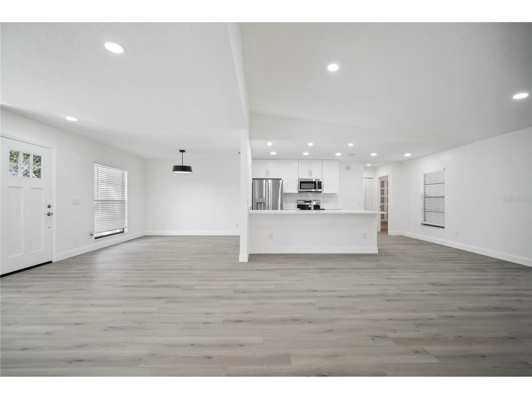 1218 Lornewood Drive Valrico FL 33596 TB8513538 image7