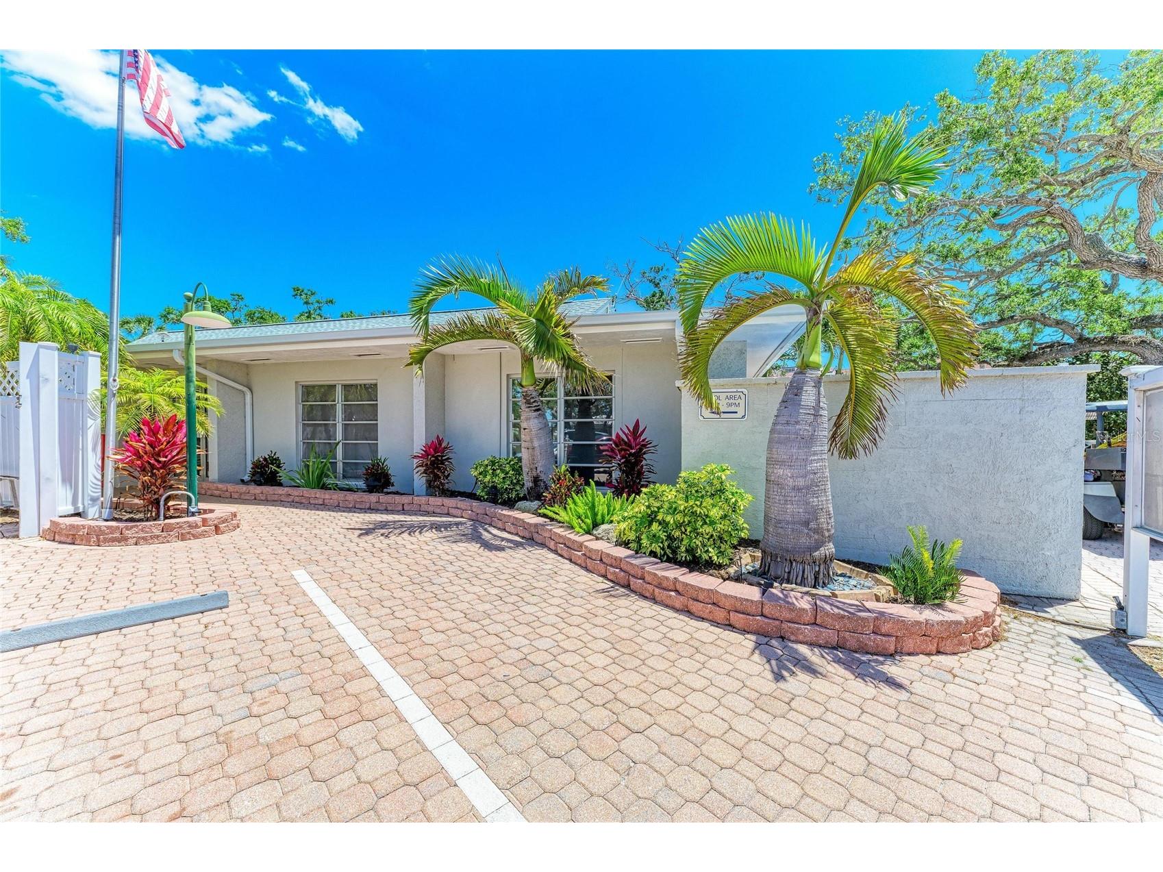 1218 Moonmist Circle #S2 Sarasota FL 34242 A4691272 image49