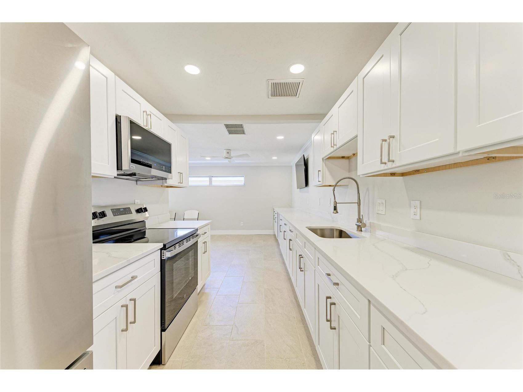 1218 Moonmist Circle #S2 Sarasota FL 34242 A4691272 image55