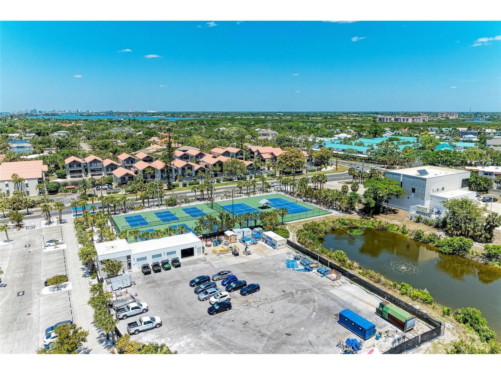 1218 Moonmist Circle #S2 Sarasota FL 34242 A4691272 image66