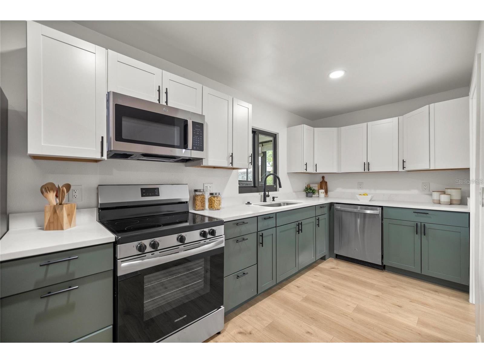 1218 SE 4th Avenue Crystal River FL 34429 TB8439483 image13