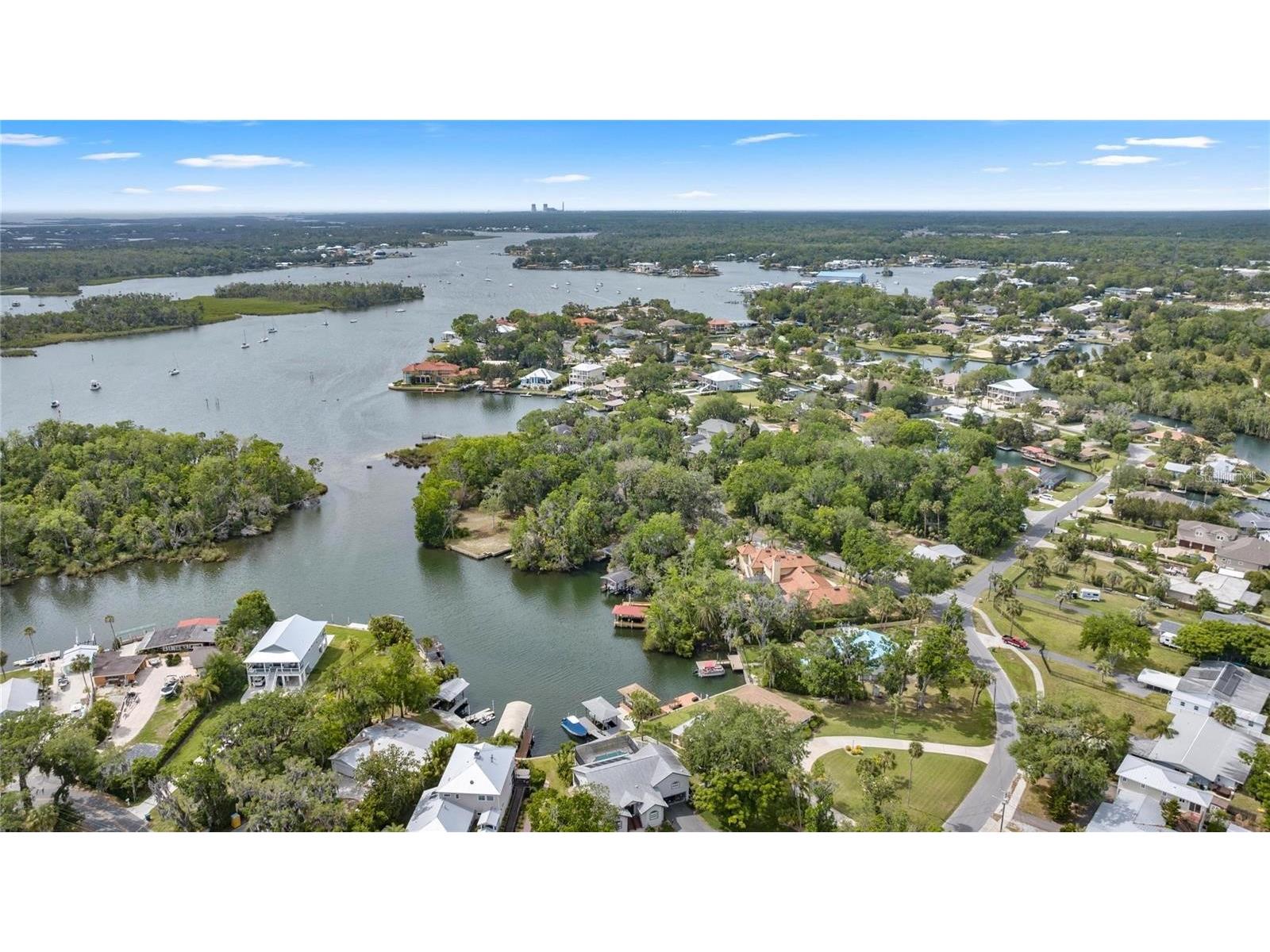 1218 SE 4th Avenue Crystal River FL 34429 TB8439483 image31