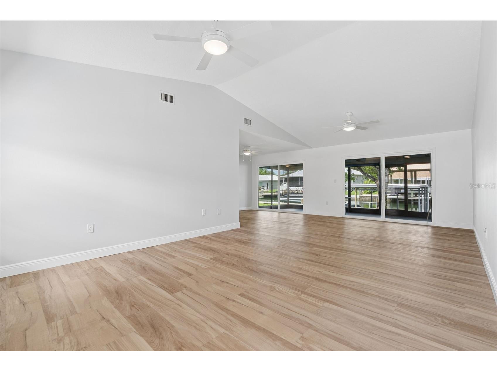 1218 SE 5th Avenue Crystal River FL 34429 OM726081 image11